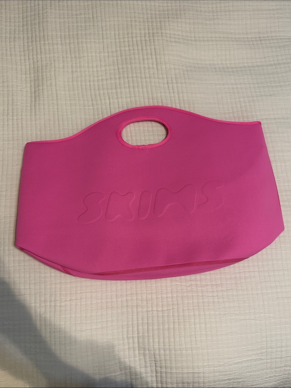 SKIMS Beach Tote - Picture 2 of 6